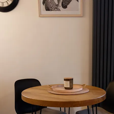 W Zabytkowej Kamienicy Apartamento Gdynia