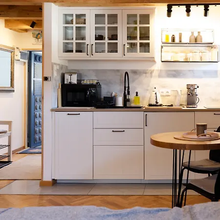 Apartment W Zabytkowej Kamienicy